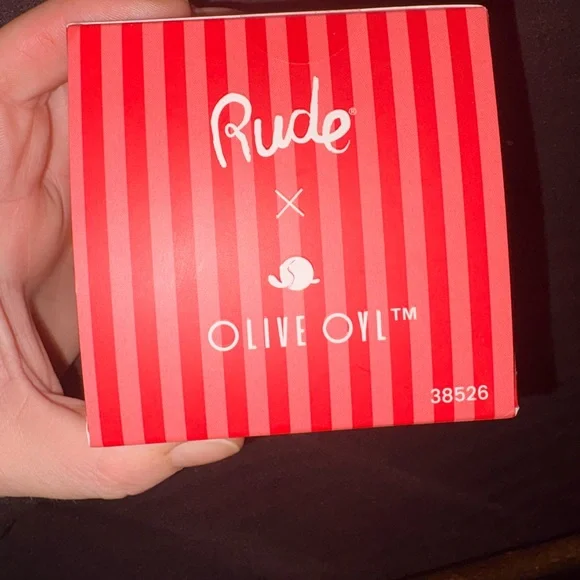 RUDE Water Essence Toner Pads - Red and White - Picture 2 of 5